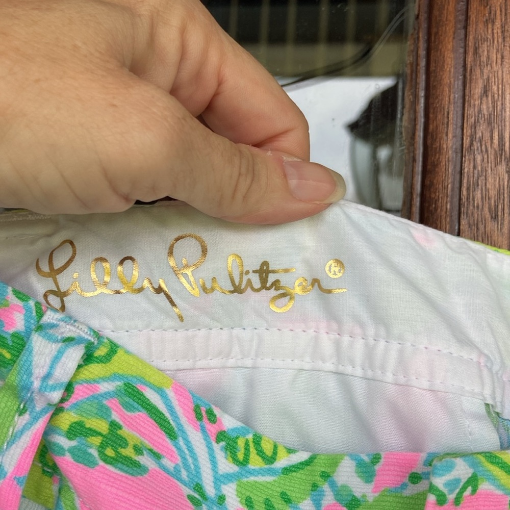 Lily Pulitzer The Callahan shorts. Size 0 - Picture 2 of 5